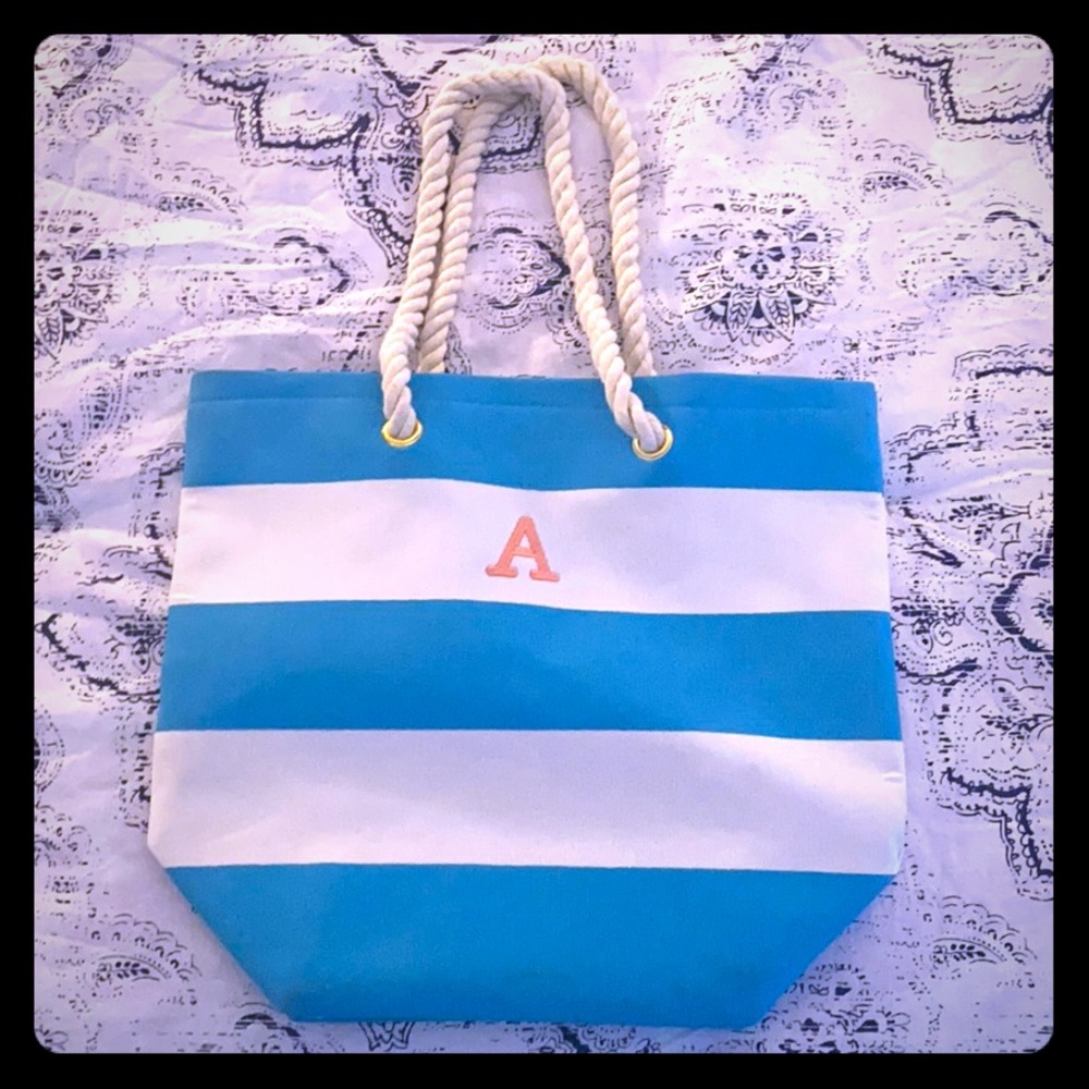 Initial ‘A’ beach tote